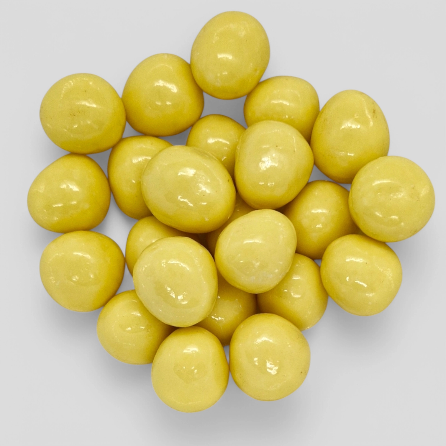 Baltojo šokolado dražė su kiaušinių likeriu